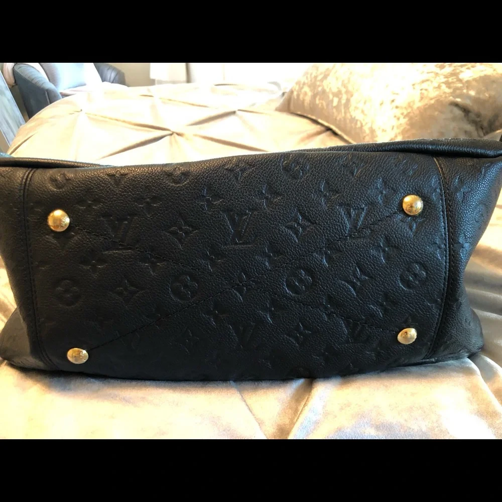 Louis Vuitton Artsy MM black bag - Picture 5 of 8